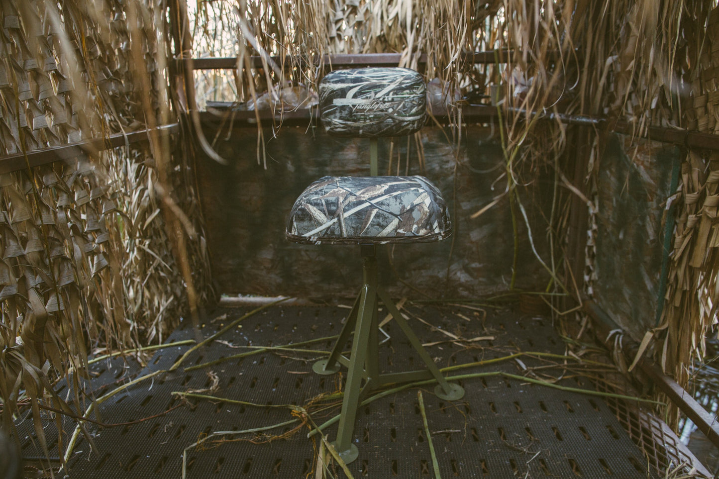 Blind Stool Tanglefree