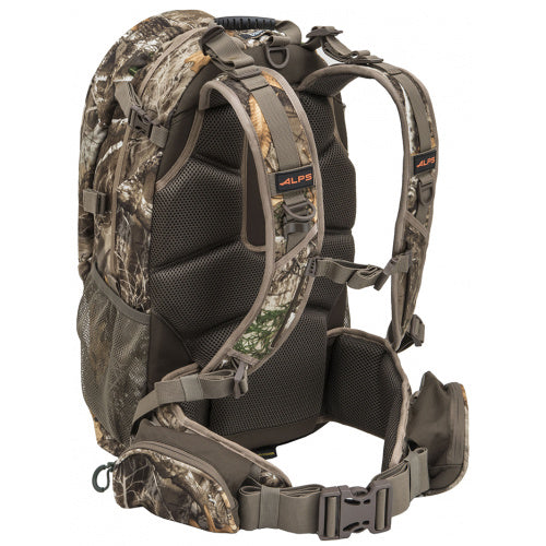 Pursuit 44lt in Realtree Edge